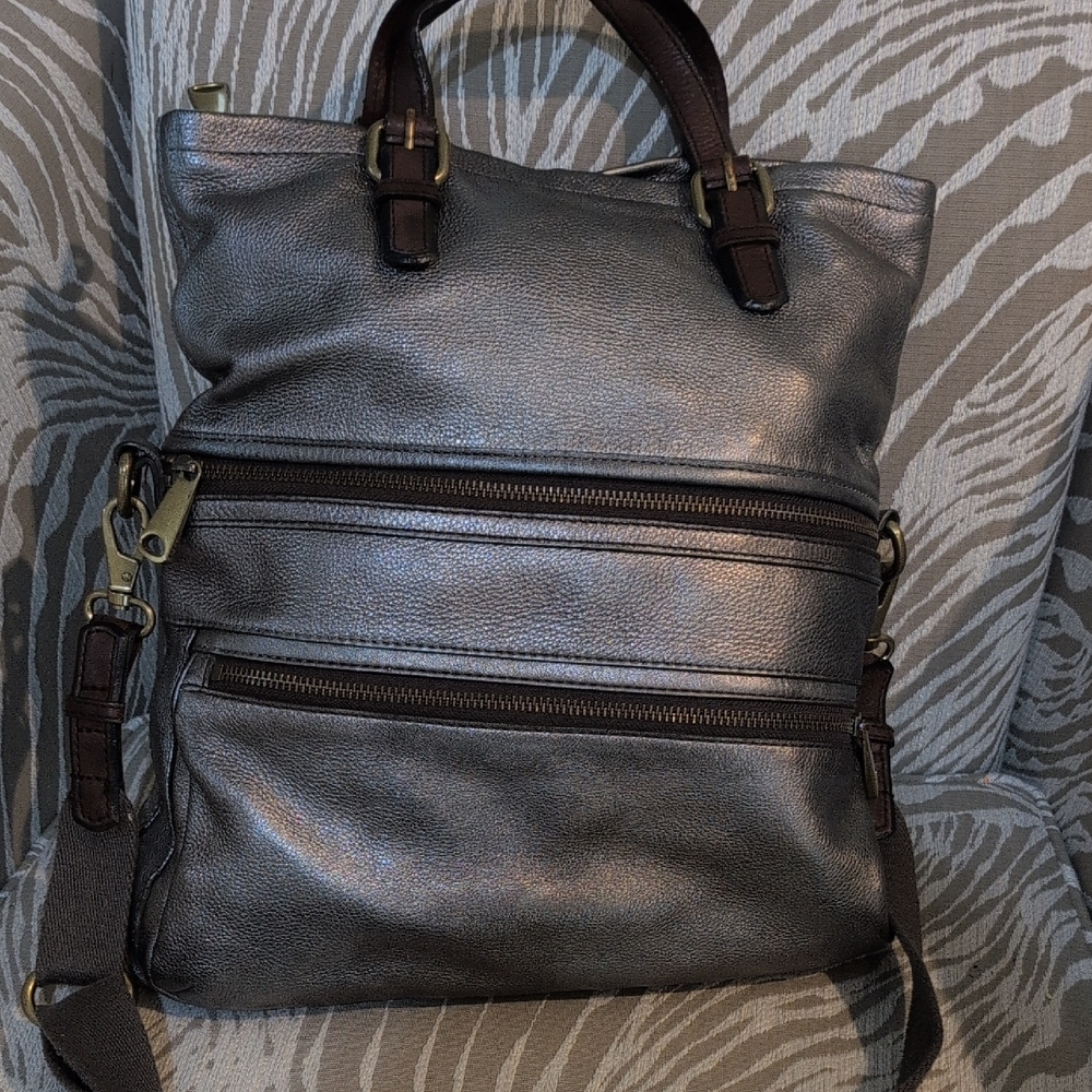 Fossil Metallic Gray Leather Explorer Crossbody Messenger Shoulder Bag